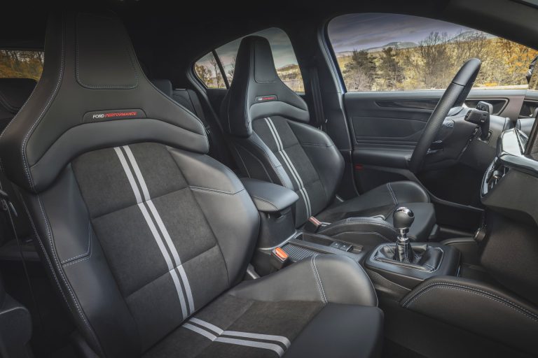 Terceros ampliado vs Todo Riesgo con franquicia: cuándo compensa cada modalidad según antigüedad del coche Terceros ampliado vs Todo Riesgo con franquicia: cuándo compensa cada modalidad según antigüedad del coche